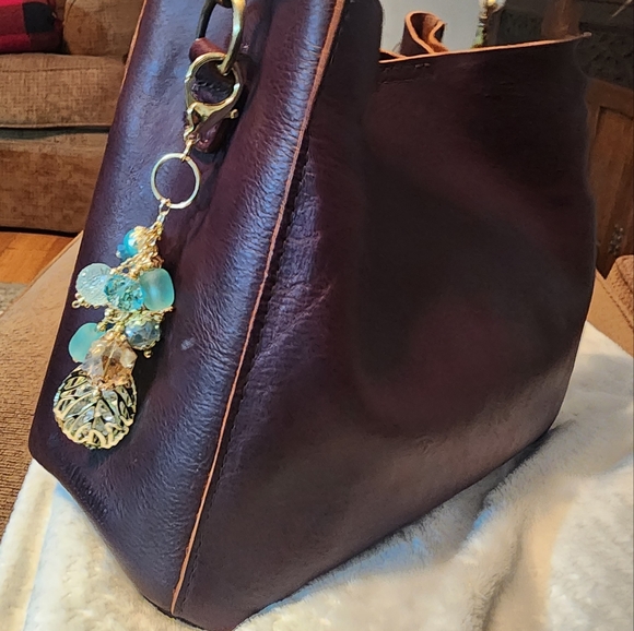 New! Purse Charm - Picture 4 of 5